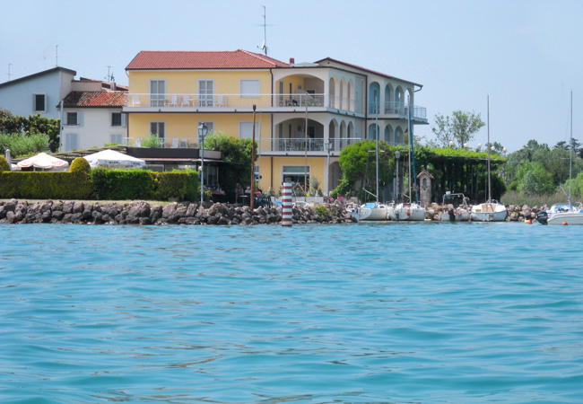 Hotel Al Pescatore Zimmer mit Minibar, Sat-TV, Safe